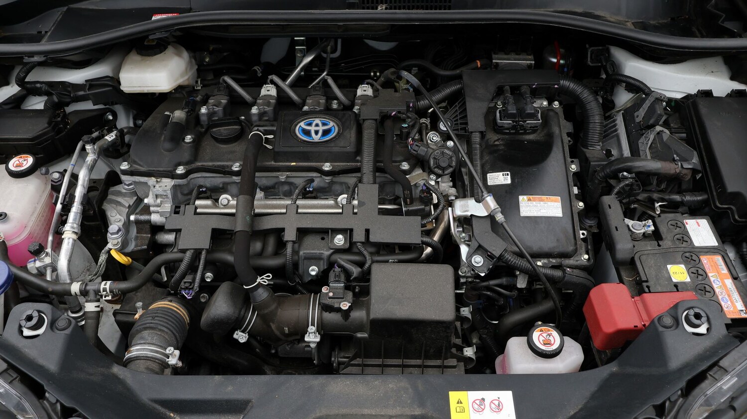 Used Toyota C-HR 2023 for sale - 77403800: Photo 19