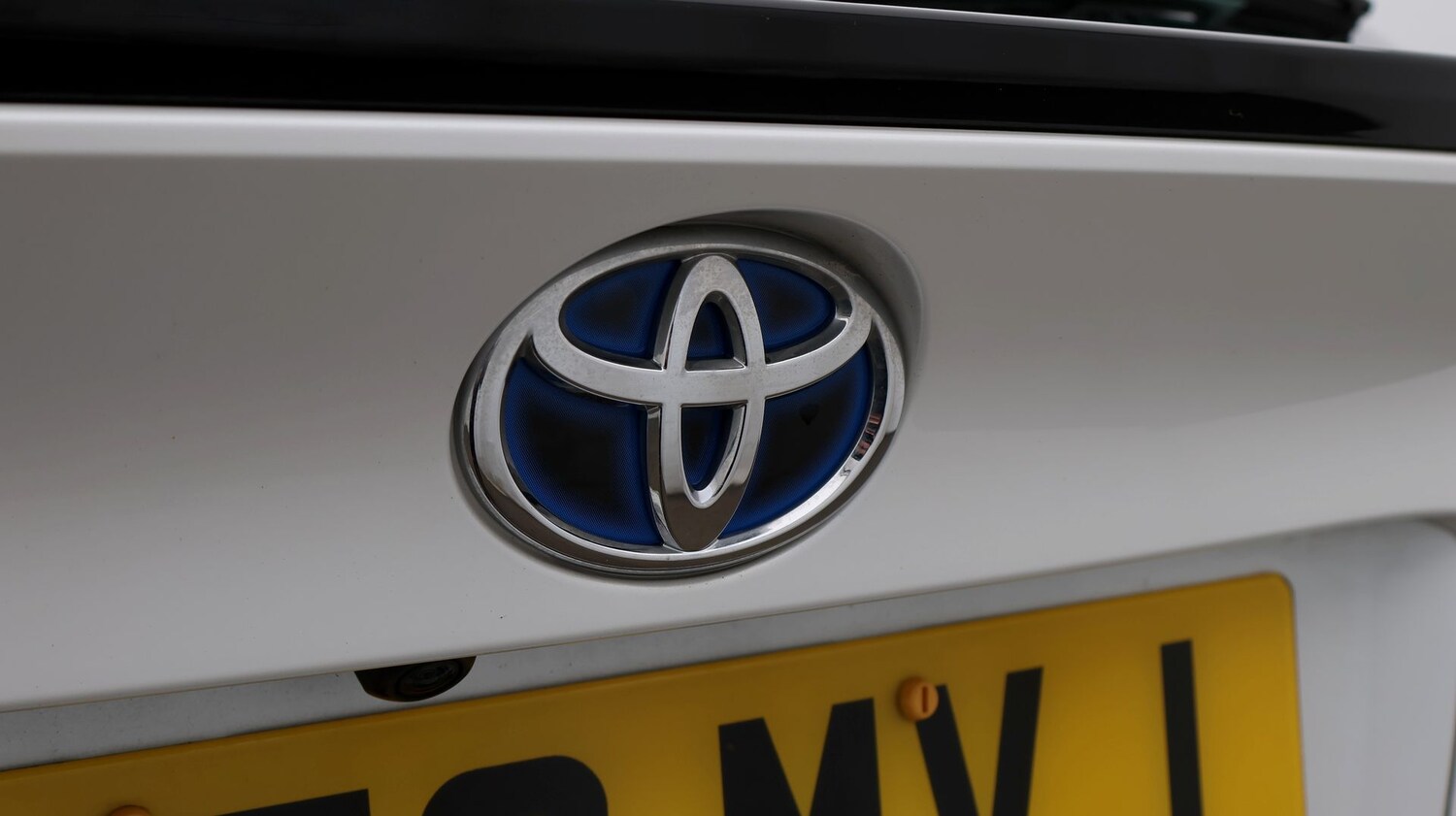 Used Toyota C-HR 2023 for sale - 77403800: Photo 21