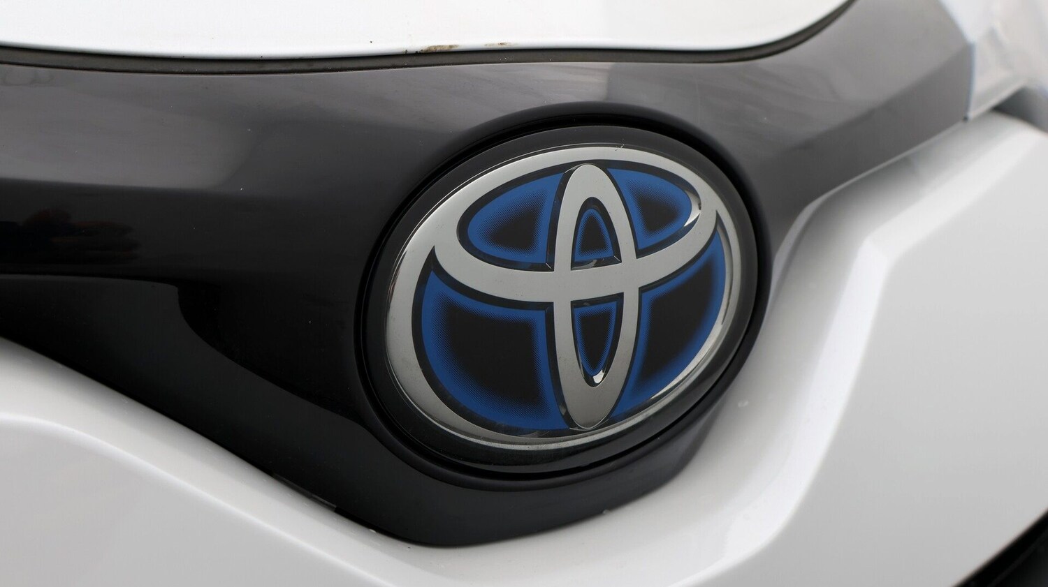 Used Toyota C-HR 2023 for sale - 77403800: Photo 24