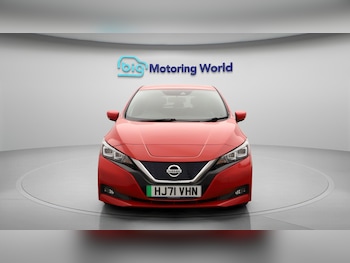 Used Nissan Leaf 2021 for sale - 76042997: Photo