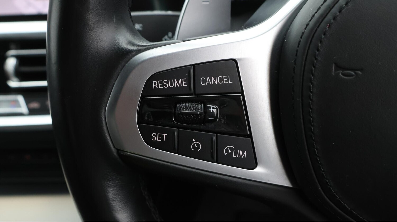 Used BMW 3 Series 2021 for sale - 76001342: Photo 23