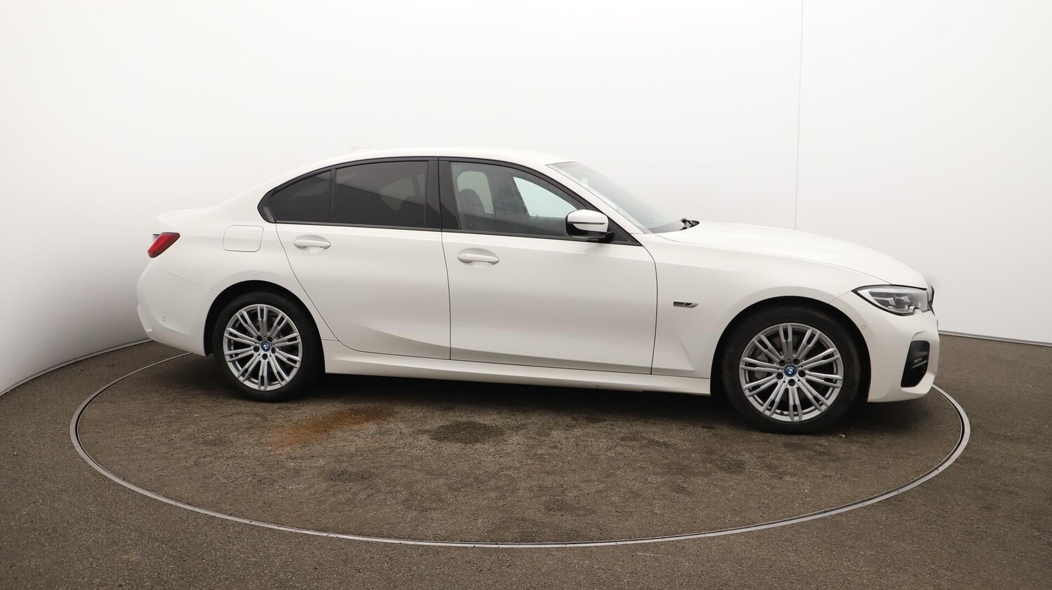 Used BMW 3 Series 2021 for sale - 76001342: Photo 48