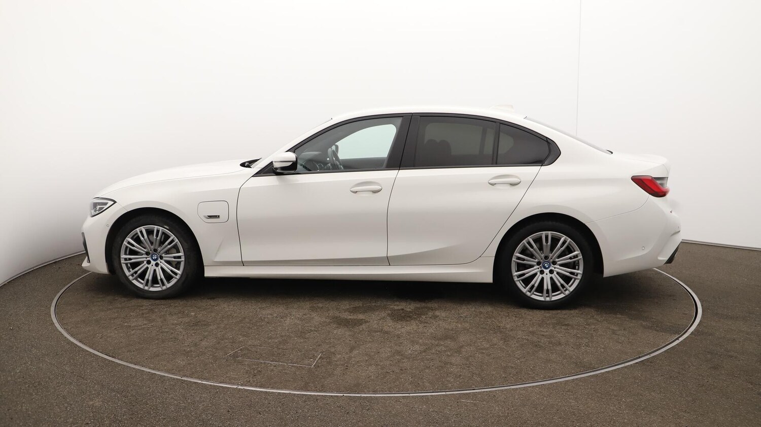 Used BMW 3 Series 2021 for sale - 76001342: Photo 64