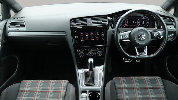 Used Volkswagen Golf 2020 for sale - 75657274: Photo 14