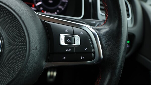 Used Volkswagen Golf 2020 for sale - 75657274: Photo 25