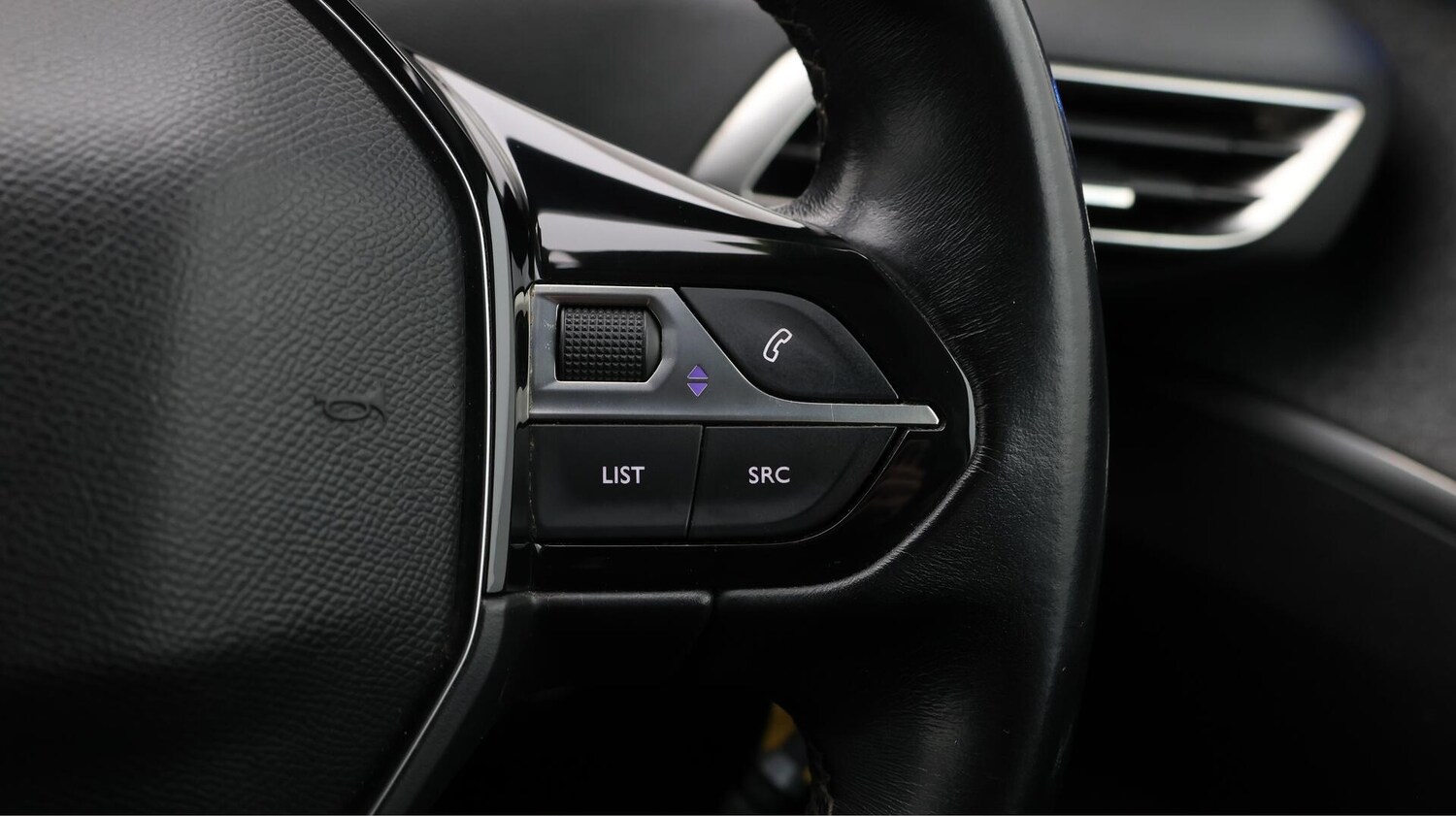 Used Peugeot 5008 2019 for sale - 76337123: Photo 27