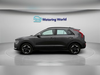 Used Kia Niro 2023 for sale - 79045024: Photo