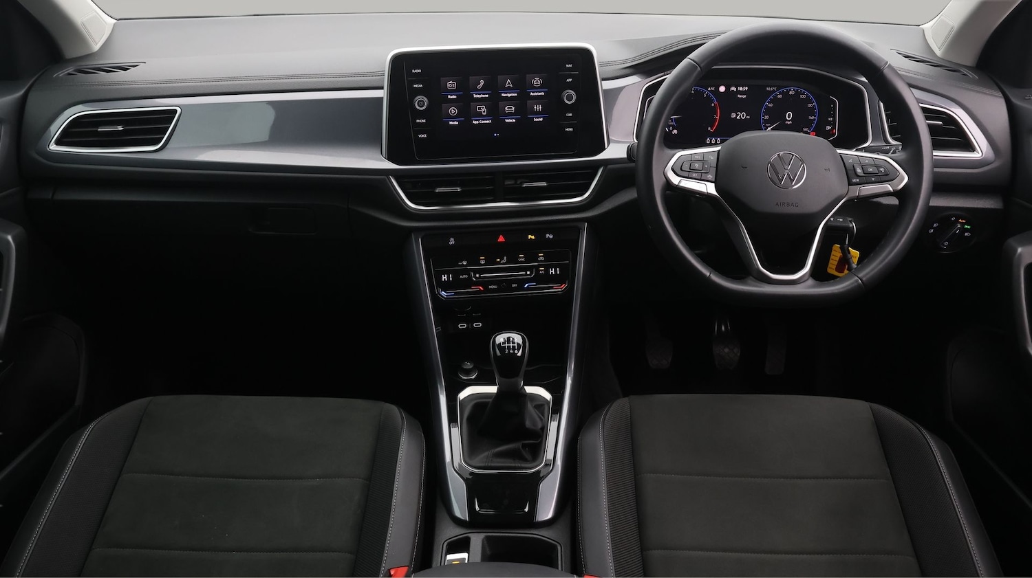 Used Volkswagen T-Roc 2024 for sale - 77616496: Photo 13