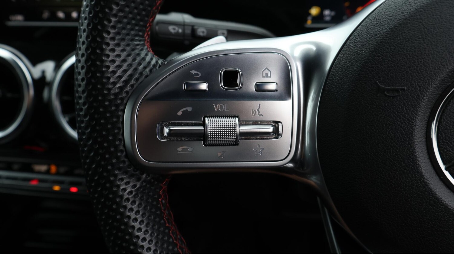 Used Mercedes-Benz GLB 2022 for sale - 76084510: Photo 26