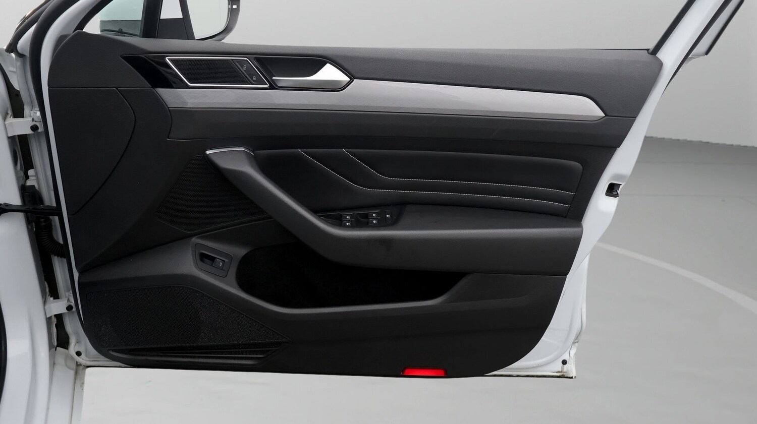 Used Volkswagen Passat 2023 for sale - 77214747: Photo 15