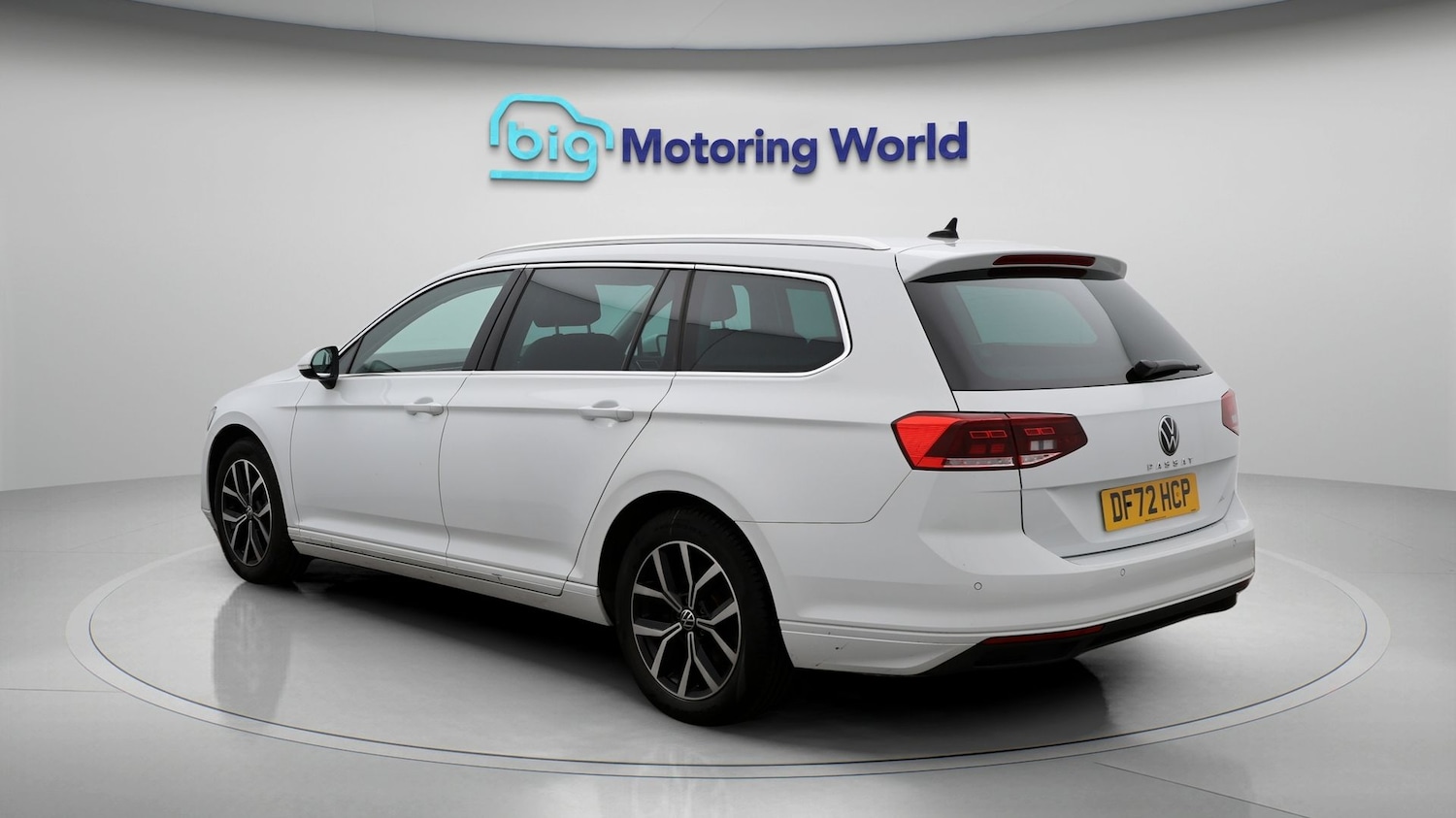 Used Volkswagen Passat 2023 for sale - 77214747: Photo 5