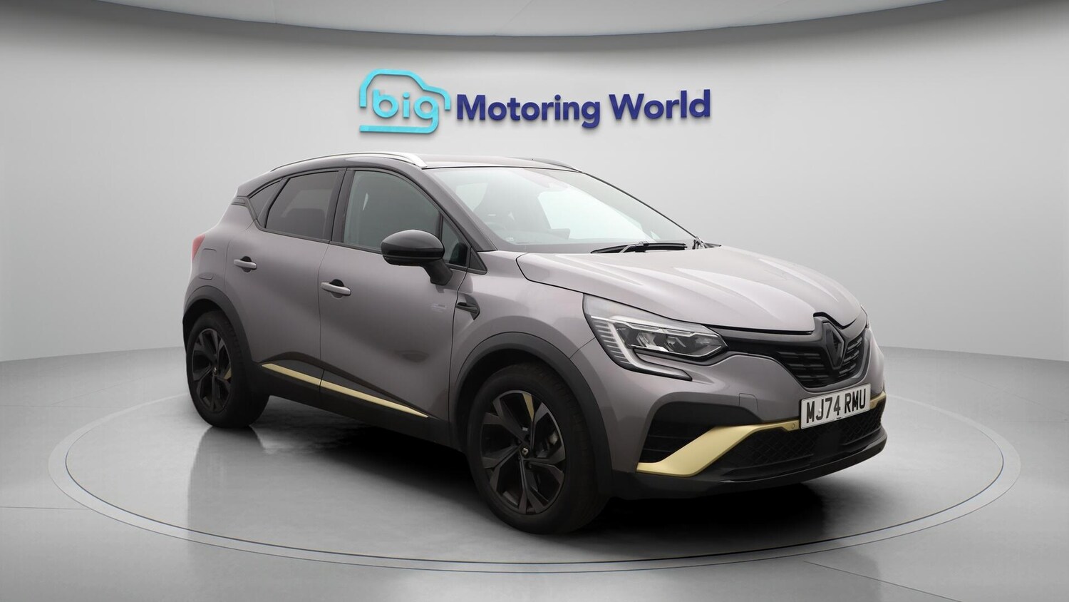 Used Renault Captur 2024 for sale - 76538975: Photo 2