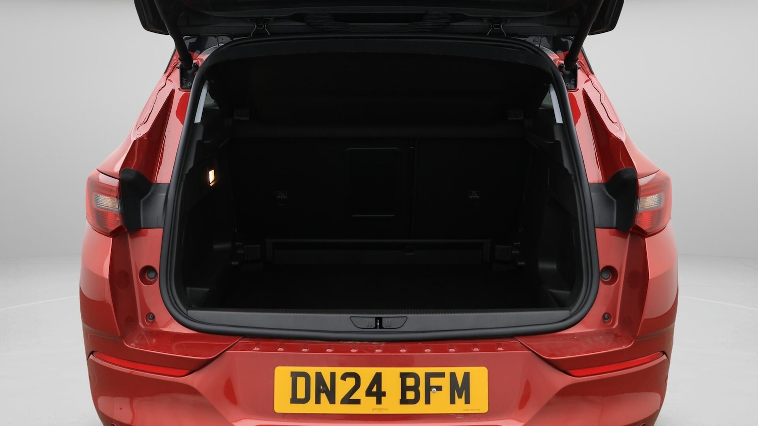 Used Vauxhall Grandland 2024 for sale - 76397920: Photo 18