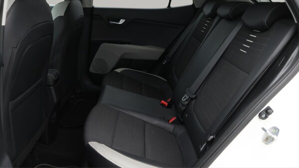 Used Kia Stonic 2019 for sale - 76227628: Photo 17