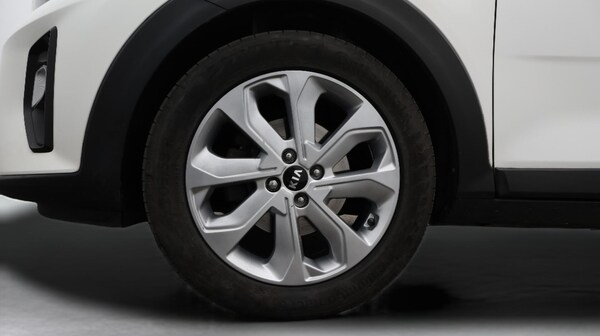 Used Kia Stonic 2019 for sale - 76227628: Photo 19