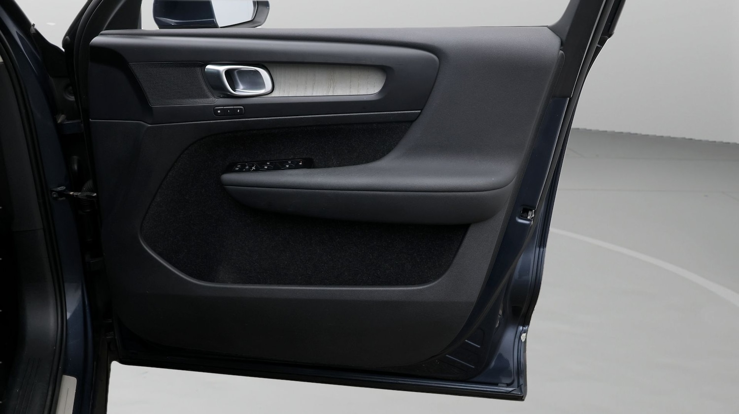 Used Volvo XC40 2021 for sale - 77581528: Photo 15