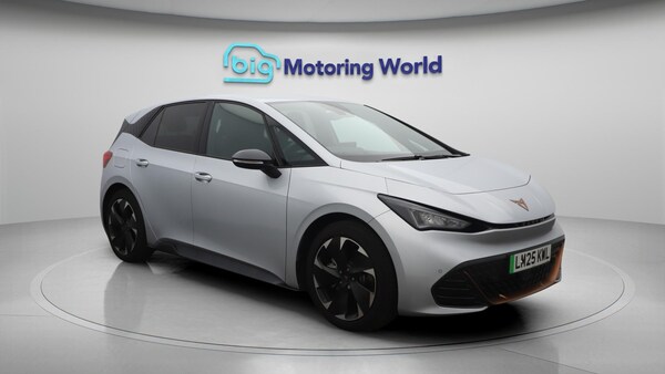 Used Cupra Born 2025 for sale - 75402006: Photo 2