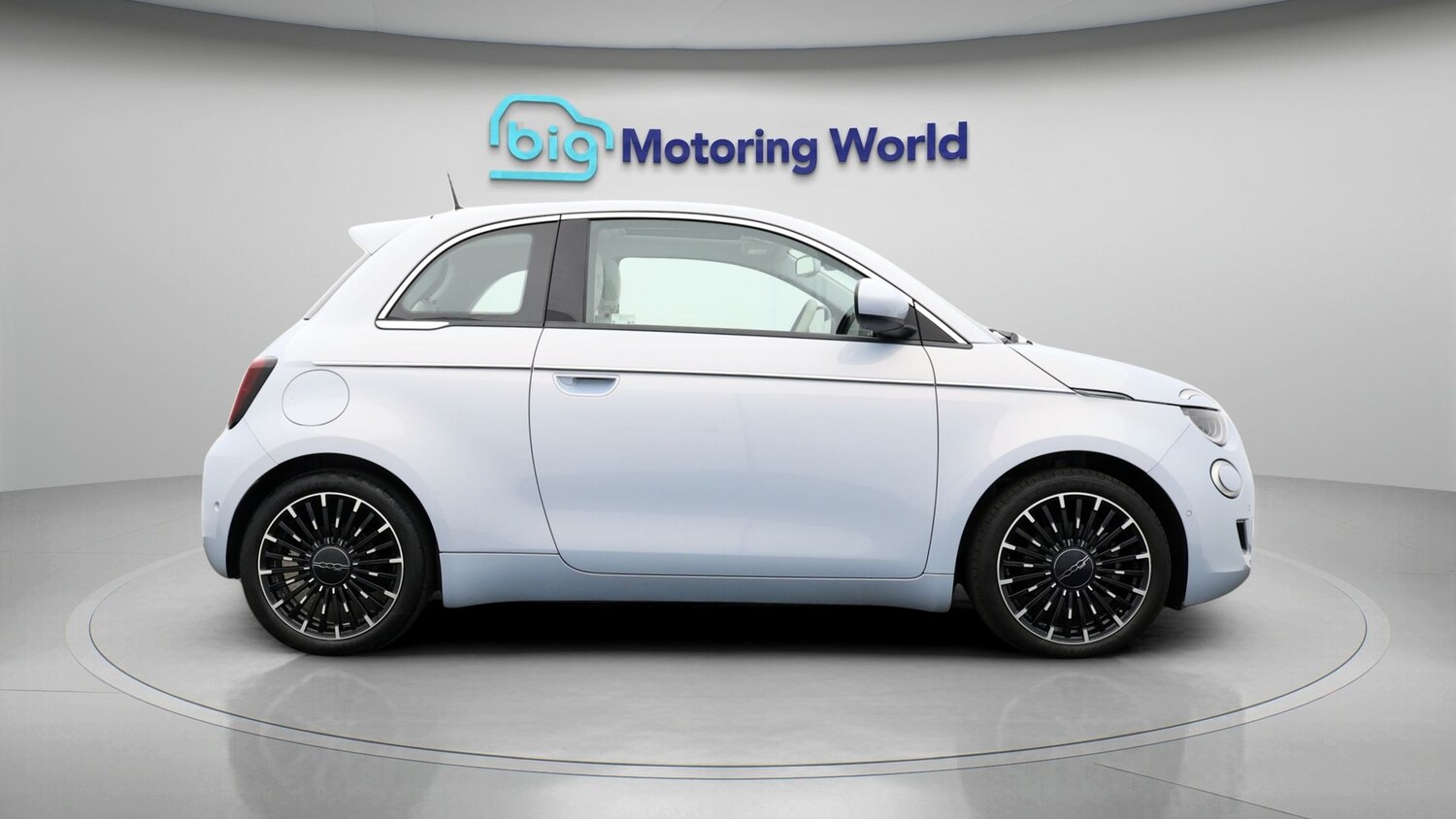 Used Fiat 500 2021 for sale - 77635401: Photo 8