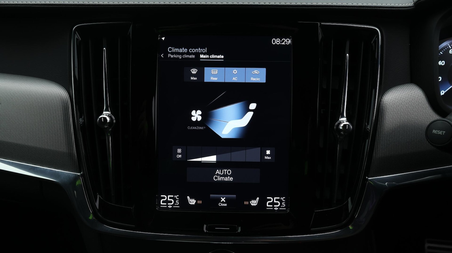 Used Volvo V90 2020 for sale - 76433254: Photo 13