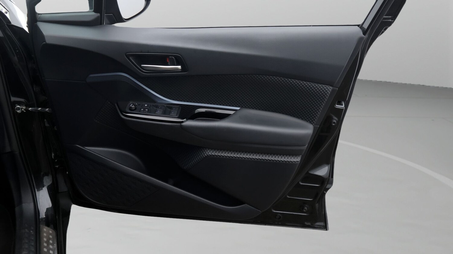 Used Toyota C-HR 2022 for sale - 77247731: Photo 15