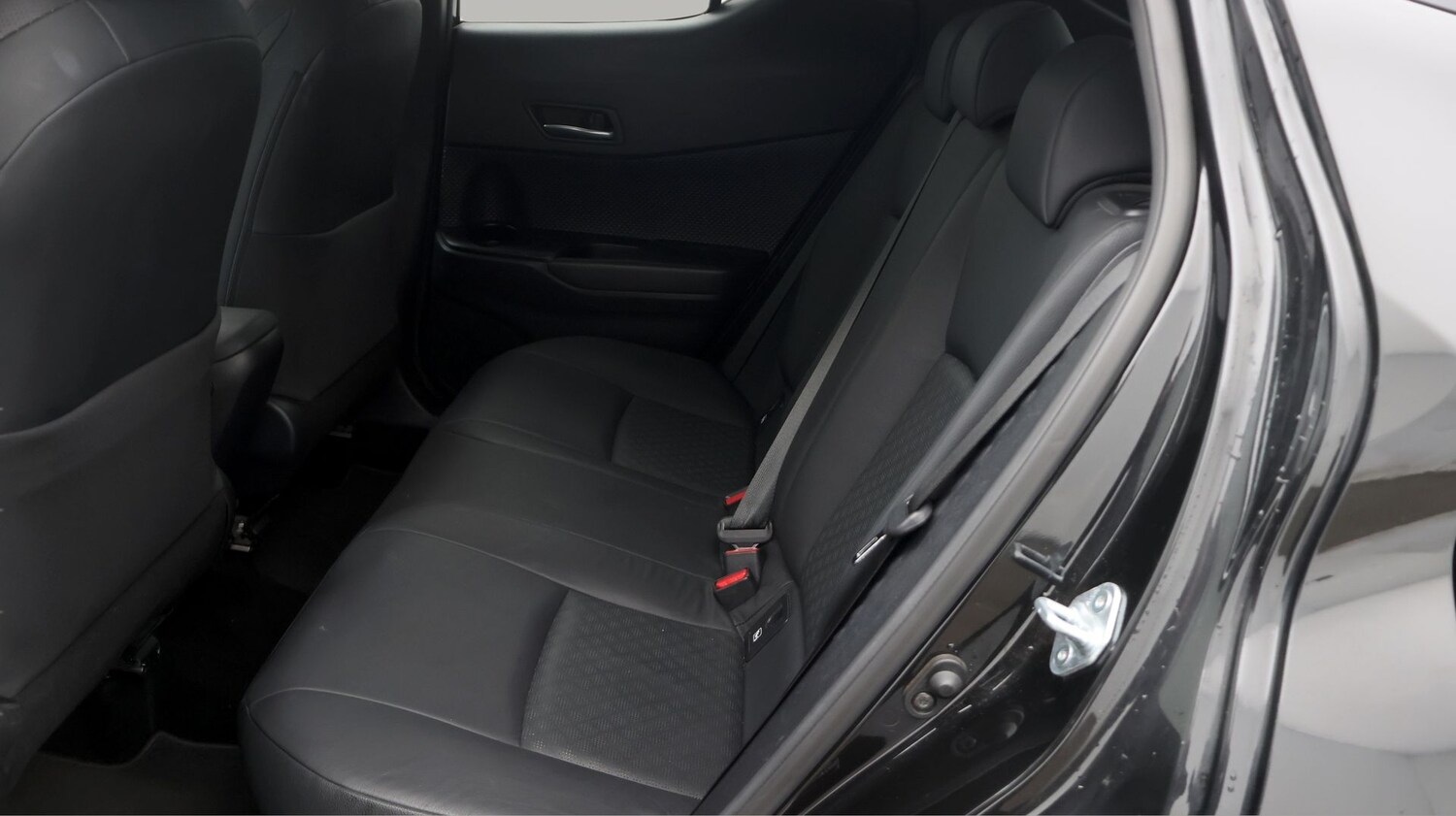 Used Toyota C-HR 2022 for sale - 77247731: Photo 16