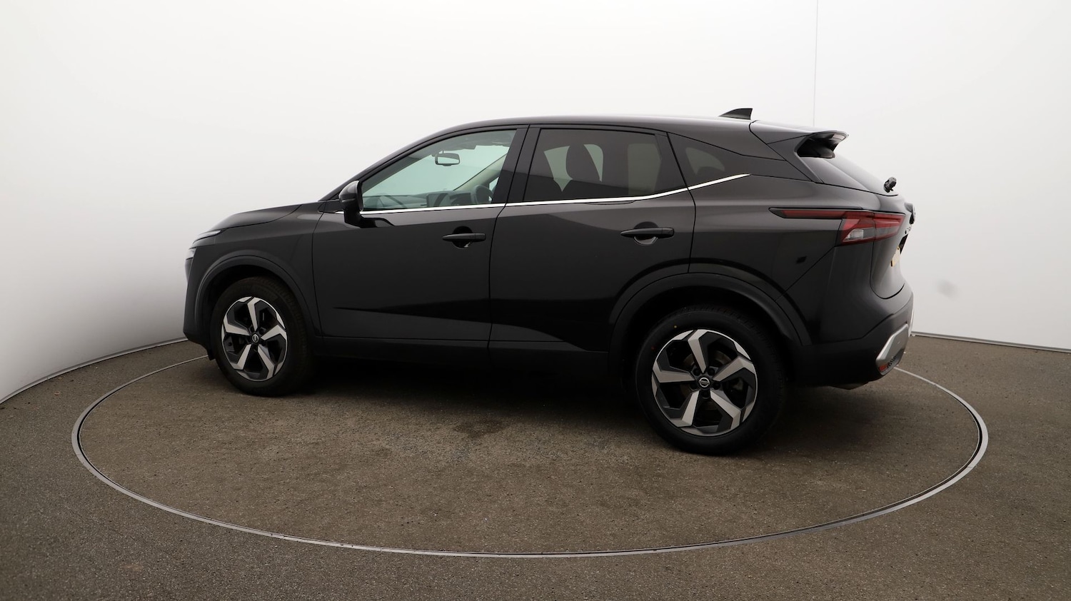 Used Nissan Qashqai for sale - 76809995: Photo 38