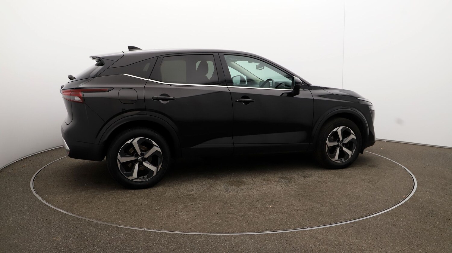 Used Nissan Qashqai for sale - 76809995: Photo 42