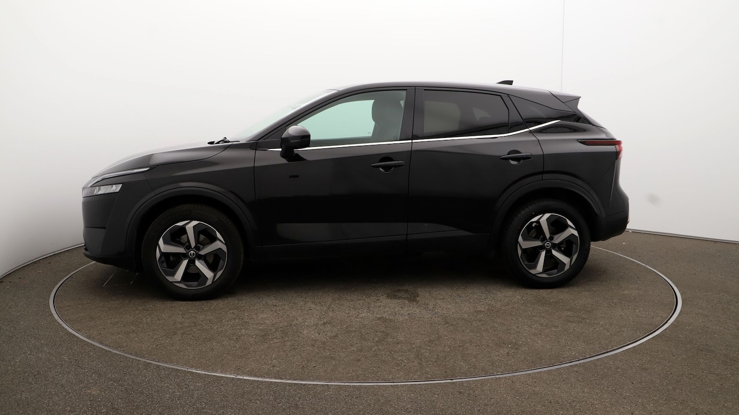 Used Nissan Qashqai for sale - 76809995: Photo 56