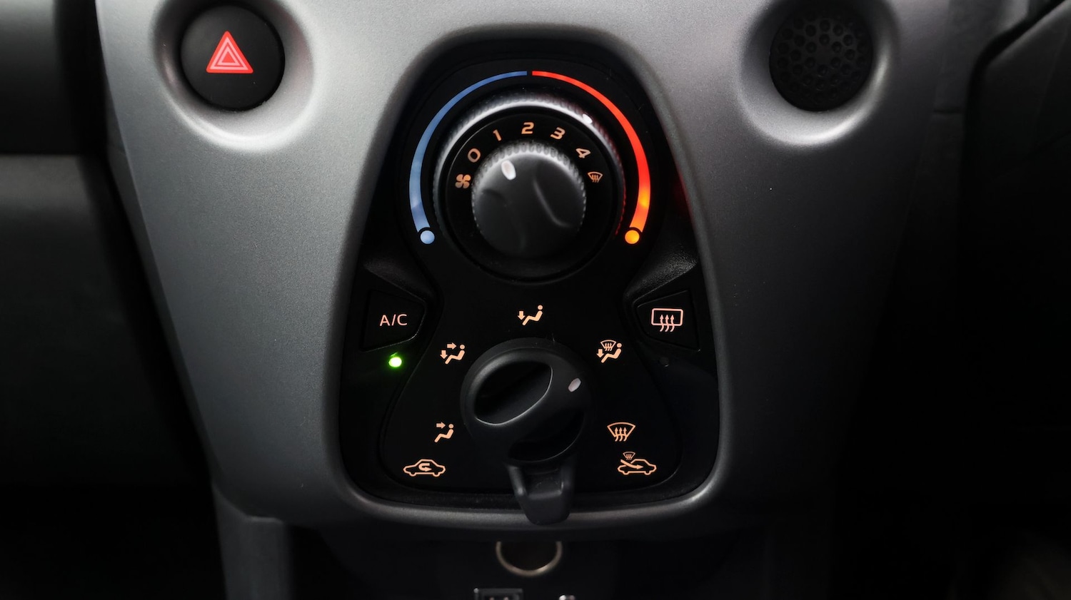 Used Toyota AYGO 2020 for sale - 77392684: Photo 12