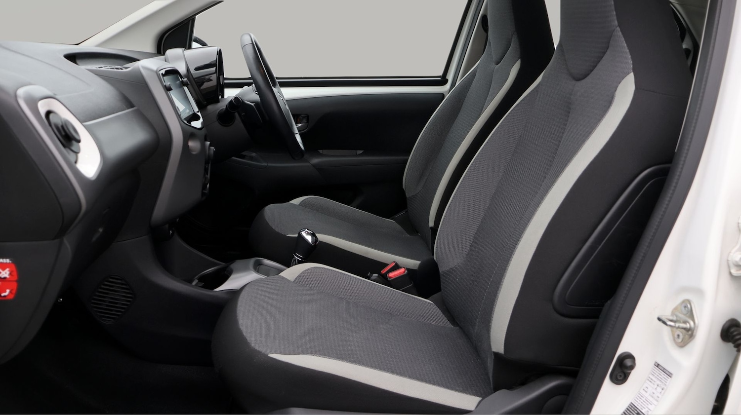 Used Toyota AYGO 2020 for sale - 77392684: Photo 14