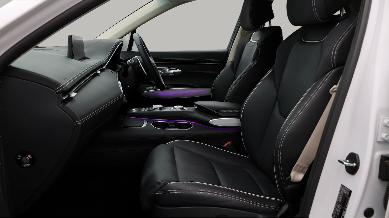 Used Genesis GV70 2023 for sale - 77245387: Photo 14