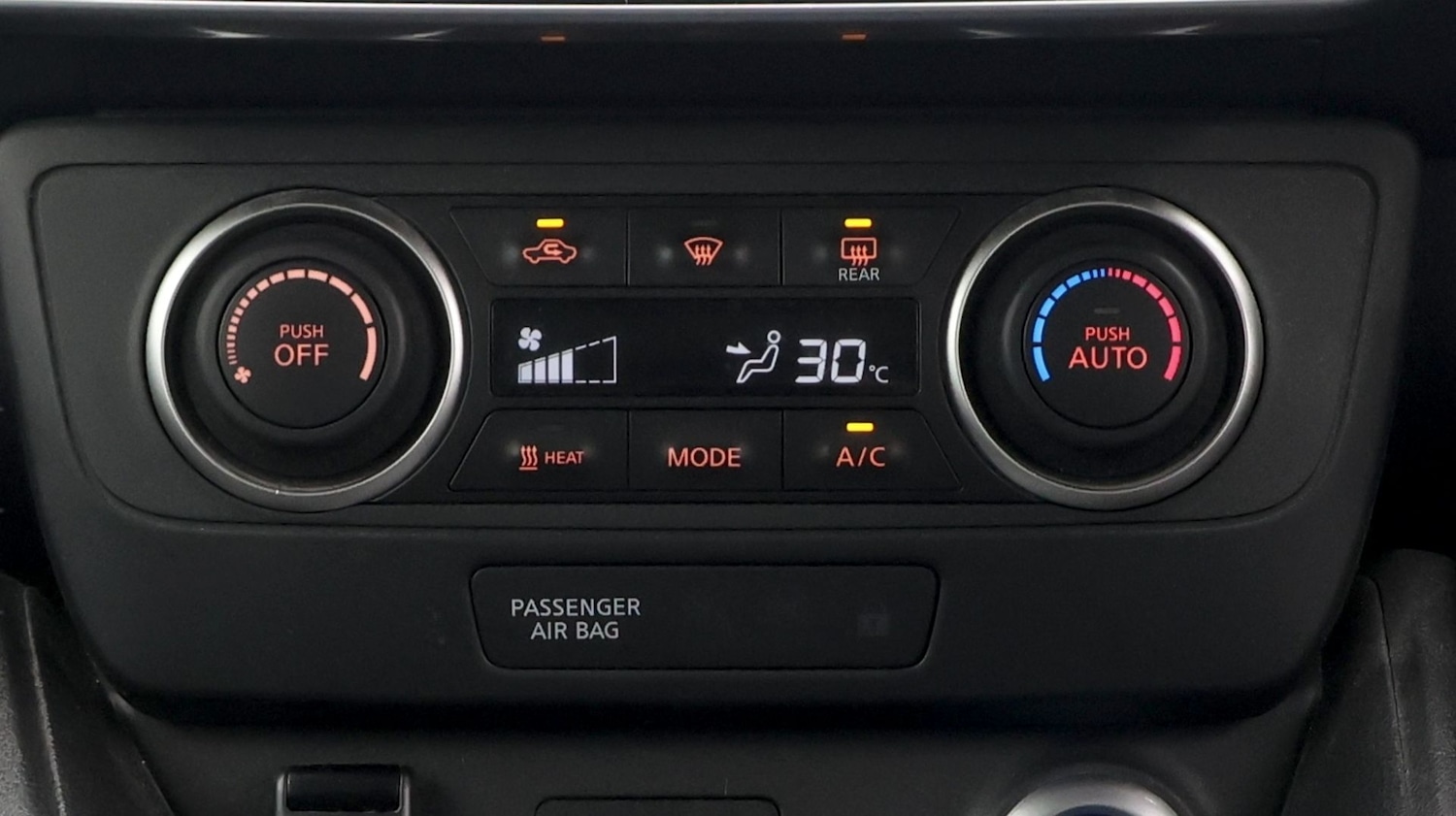 Used Nissan Leaf 2022 for sale - 77381145: Photo 12