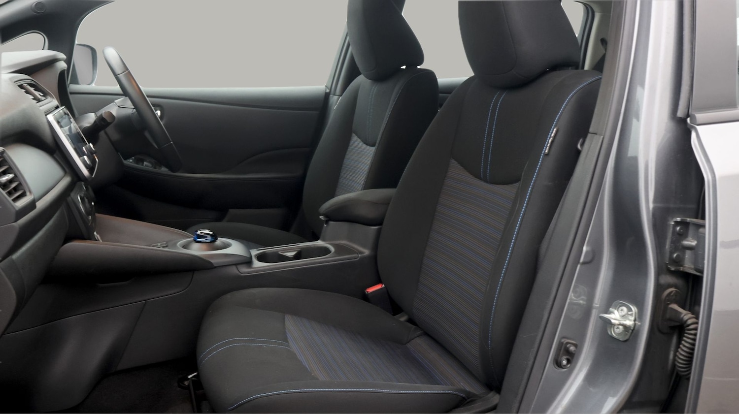 Used Nissan Leaf 2022 for sale - 77381145: Photo 14