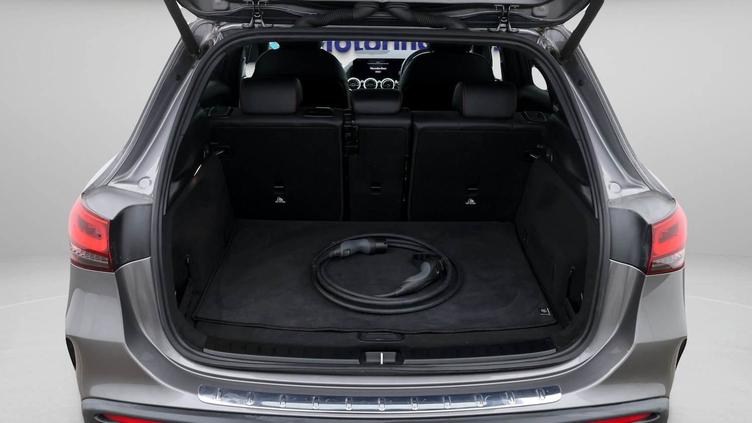 Used Mercedes-Benz EQA 2022 for sale - 77654432: Photo 17