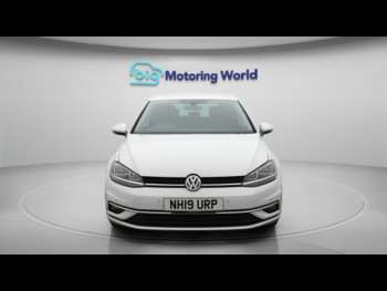 Used Volkswagen Golf 2019 for sale - 74977861: Photo