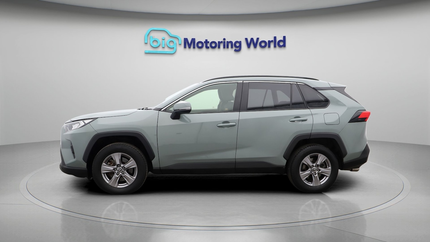 Used Toyota RAV4 2022 for sale - 77365656: Photo 4