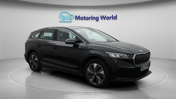 Used Skoda Enyaq 2023 for sale - 76337855: Photo 2