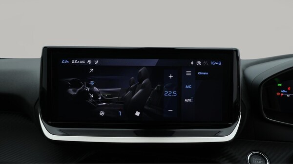 Used Peugeot 2008 2024 for sale - 75678011: Photo 13