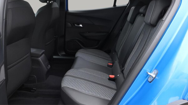 Used Peugeot 2008 2024 for sale - 75678011: Photo 17