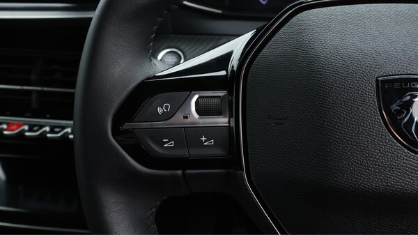 Used Peugeot 2008 2024 for sale - 75678011: Photo 25
