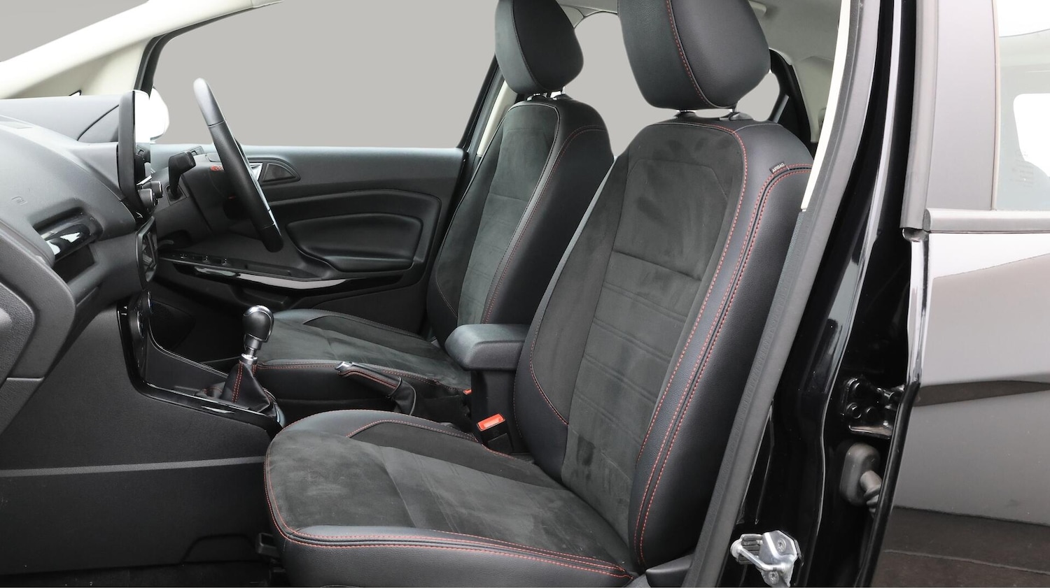 Used Ford Ecosport for sale - 76432351: Photo 15