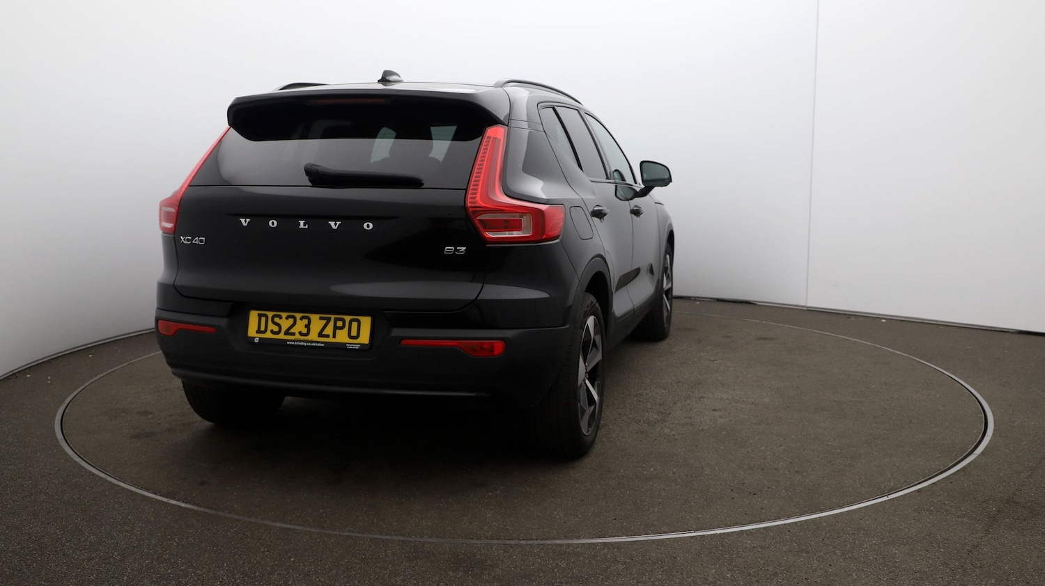 Used Volvo XC40 2023 for sale - 76810568: Photo 49