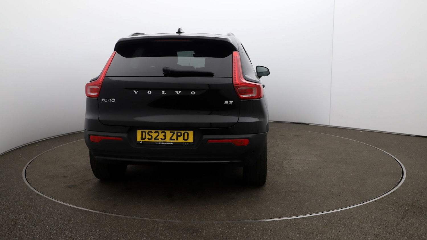 Used Volvo XC40 2023 for sale - 76810568: Photo 50