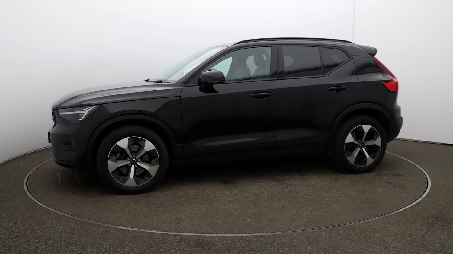 Used Volvo XC40 2023 for sale - 76810568: Photo 59