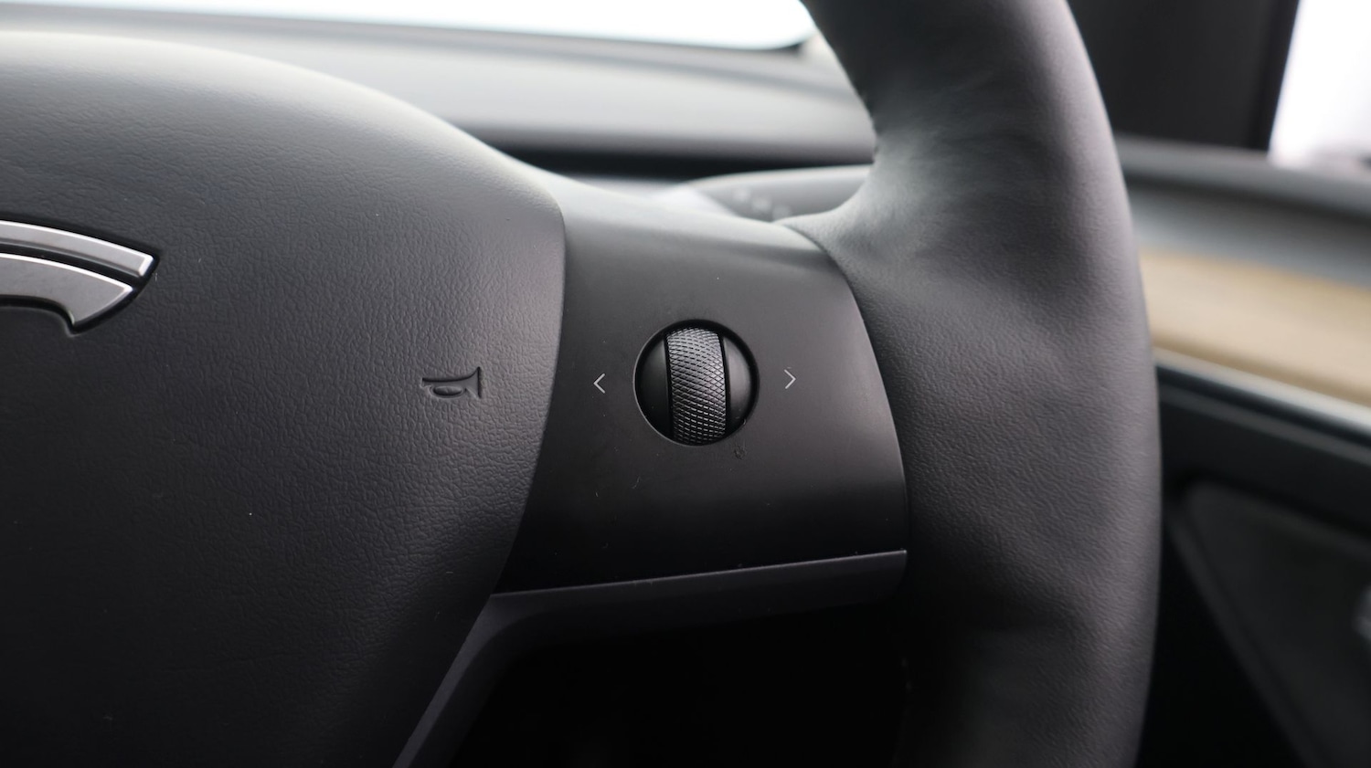 Used Tesla Model Y 2022 for sale - 77282529: Photo 27