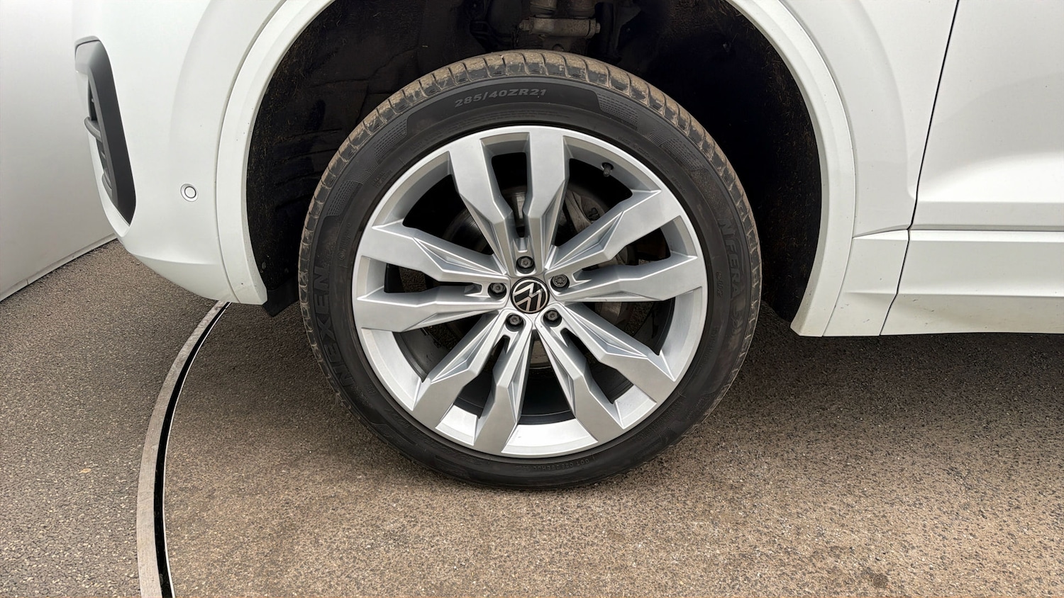 Used Volkswagen Touareg 2023 for sale - 77998613: Photo 17