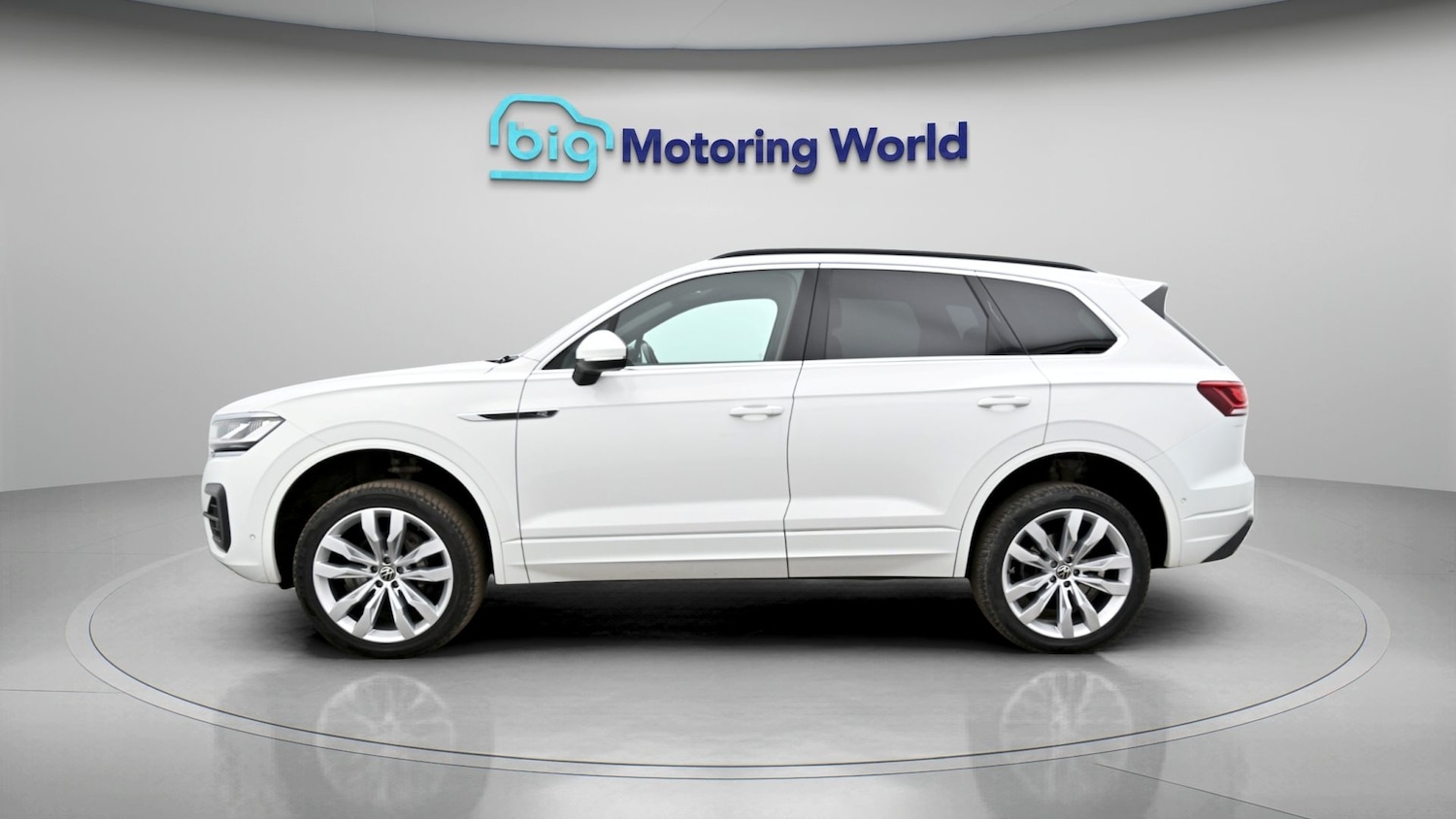 Used Volkswagen Touareg 2023 for sale - 77998613: Photo 4