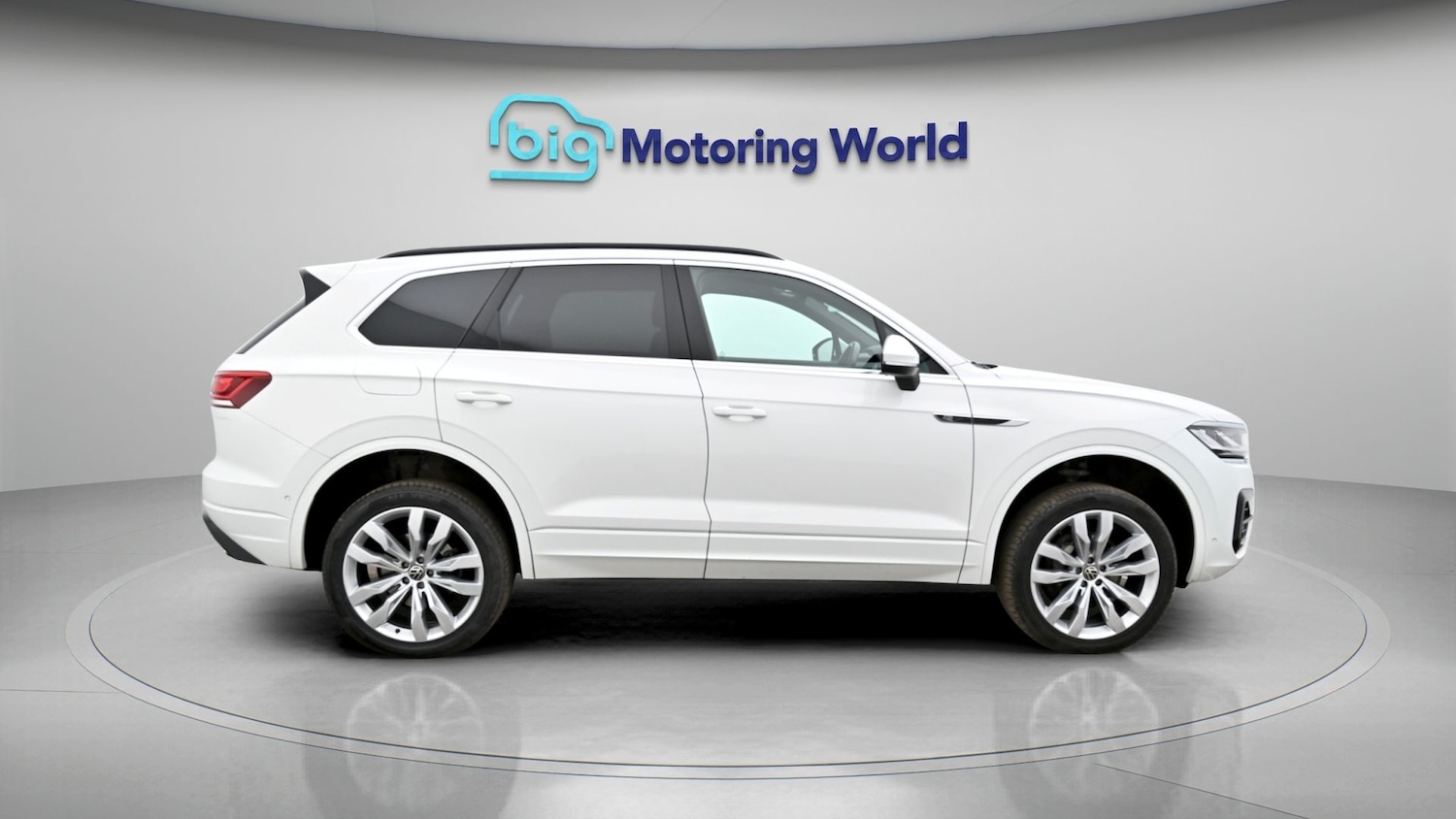 Used Volkswagen Touareg 2023 for sale - 77998613: Photo 8