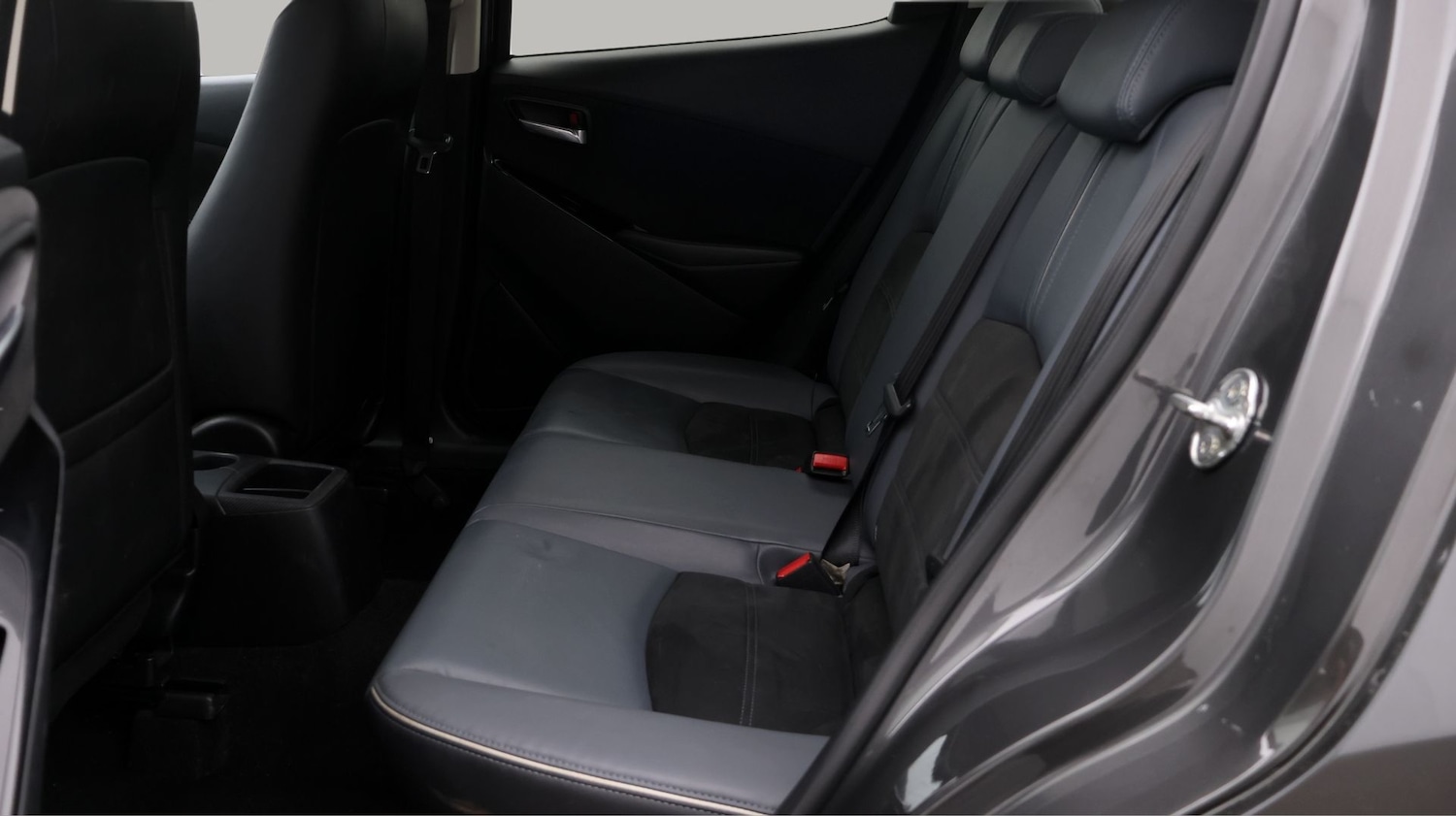 Used Mazda Mazda2 2023 for sale - 77580991: Photo 16