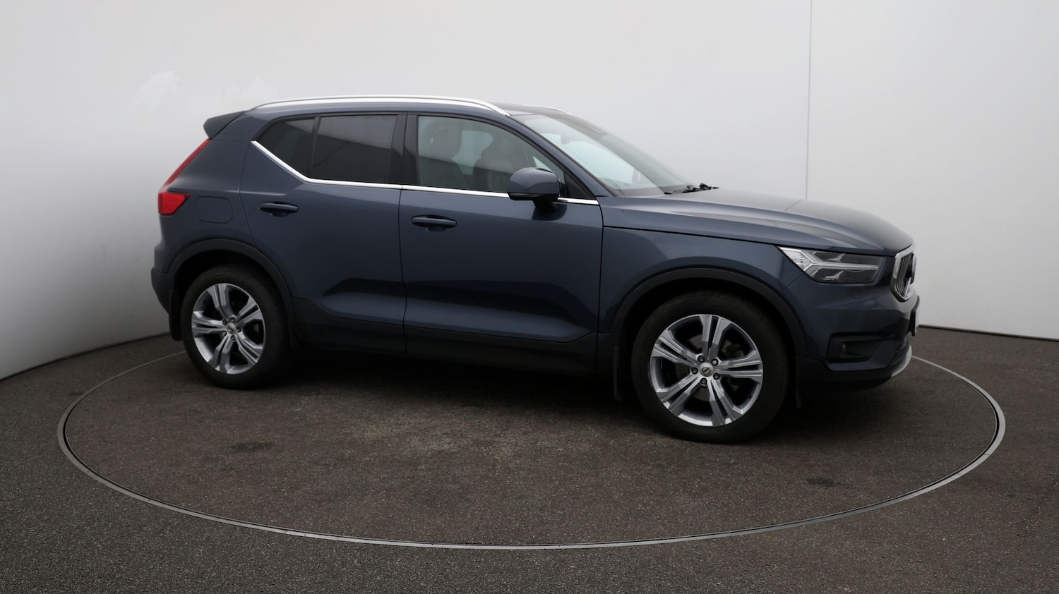 Used Volvo XC40 2021 for sale - 76811393: Photo 32